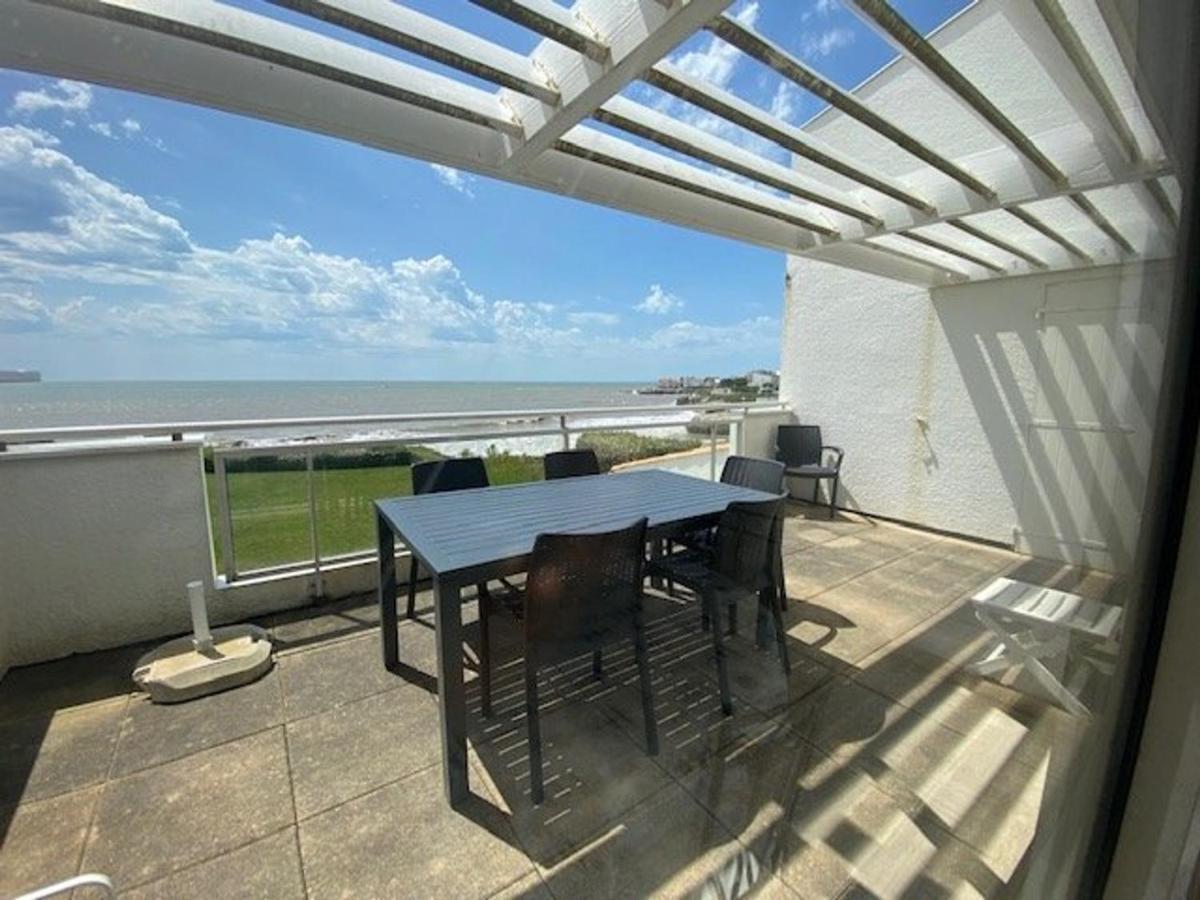 Appartement Moderne Avec Terrasse Et Garage A Royan - Fr-1-494-65 Exterior photo